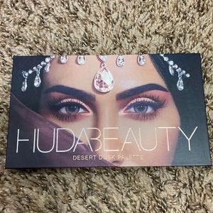 Buds beuty dessert dusk pallete